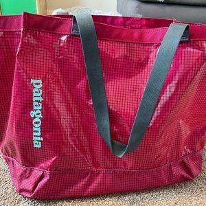 Packable Black Hole Bag